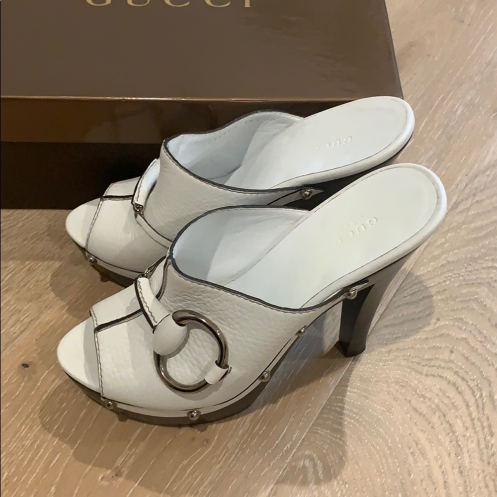 Gucci cloggs excellent condition size 38 1/2
